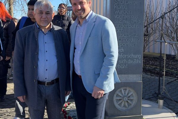 Ruždija Sejdović und der Bürgermeister von Stolberg, Patrick Haas